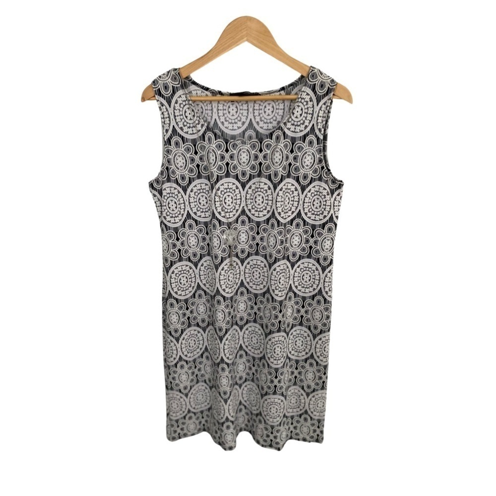 R & M Richards Black Sleeveless Embroidered Dress Size 14